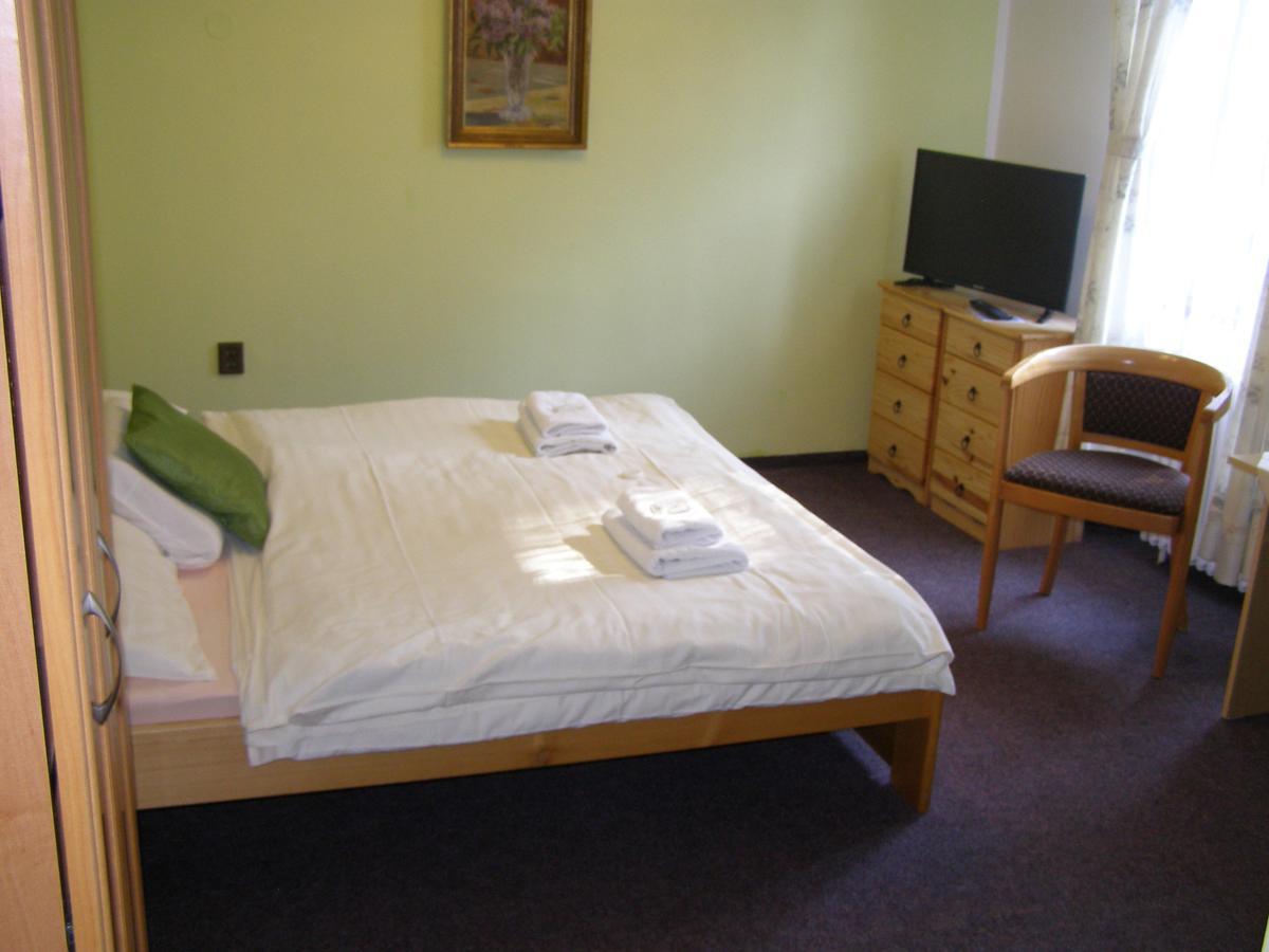 Hotel Garni Belveder Hřensko Extérieur photo